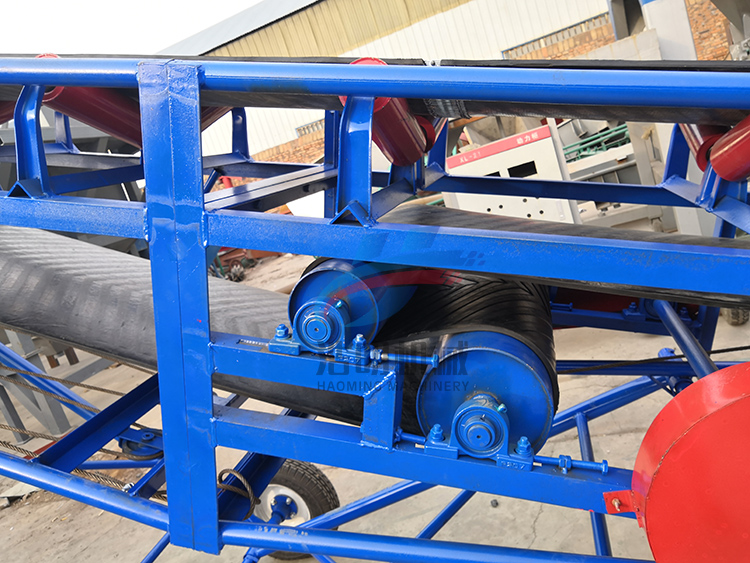 DY移动式皮带输送机