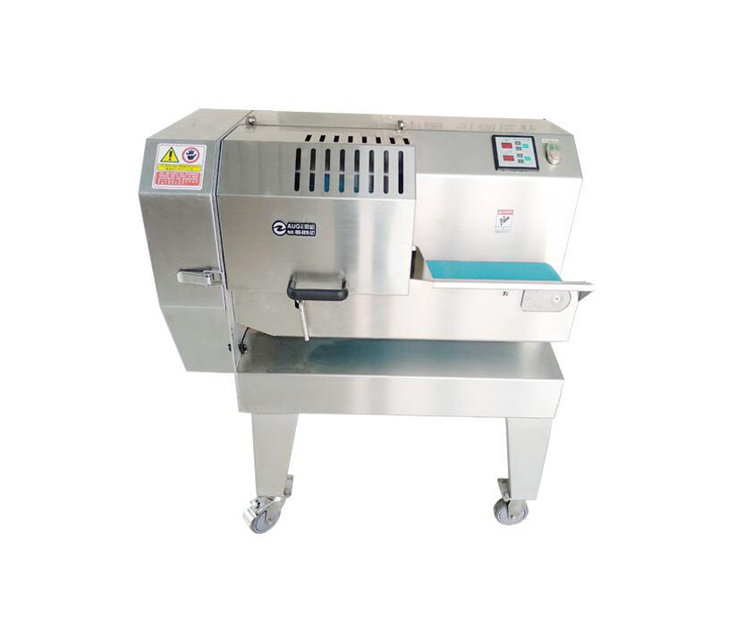 正确使用切菜机，以防手被“咬住”